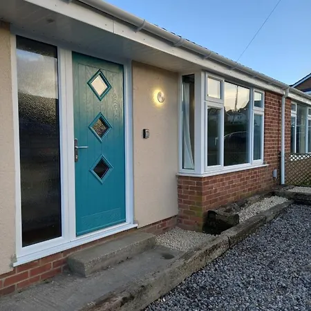 Sunlit Garden Bungalow Puriton Buitenkant foto